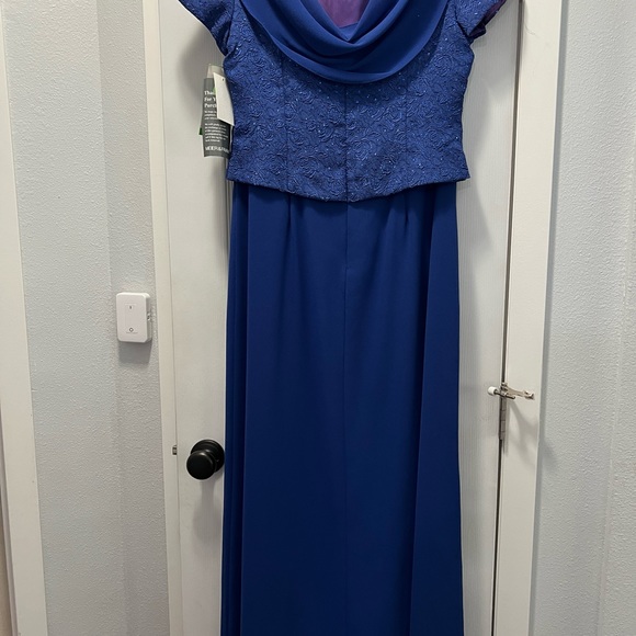 JR Nites by Caliendo new saphire  blue full length gown sz 10 - Picture 2 of 3
